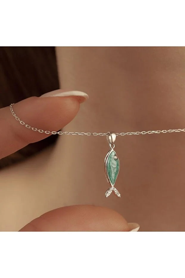 925 Ayar Sterling Gümüş Açık Yeşil Balık Kolye
