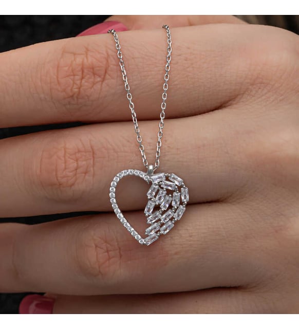 925 Ayar Sterling Gümüş Melekli Kalp Kolye